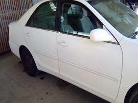 2002 TOYOTA CAMRY, WHITE, LE MODEL, 2.4L, AT.  Z26269